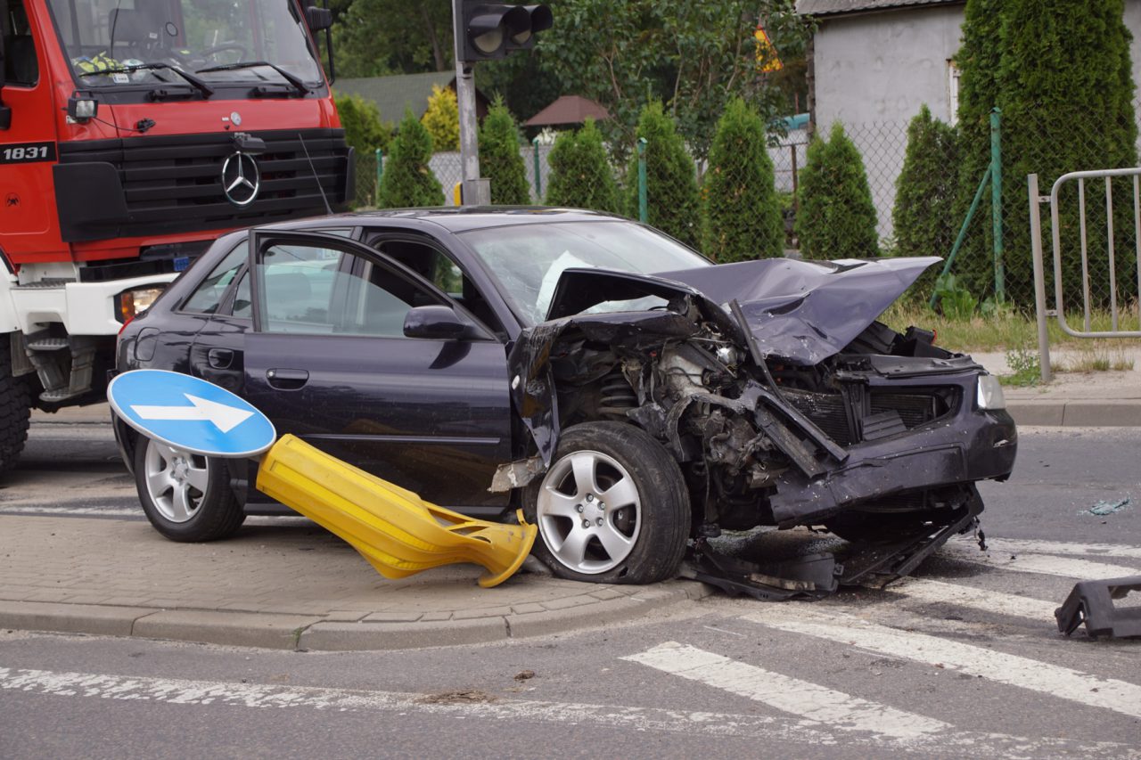 Utrudnienia W Ruchu Na Ul Turystycznej Po Zderzeniu Audi Z