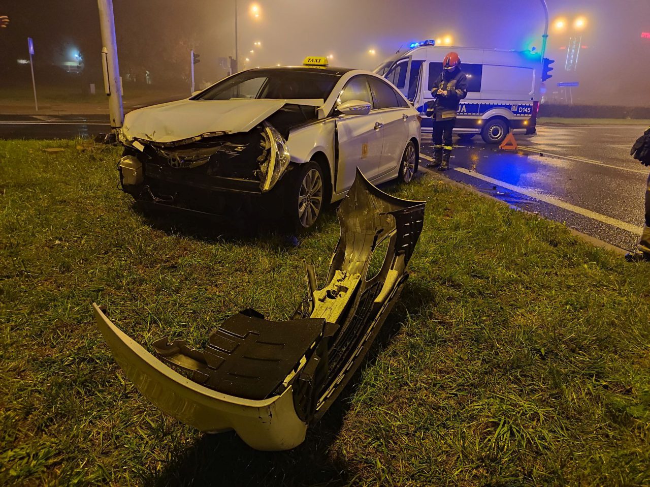 Rodek Nocy Puste Ulice Nie Zauwa Y A Nadje D Aj Cego Hyundaia Na