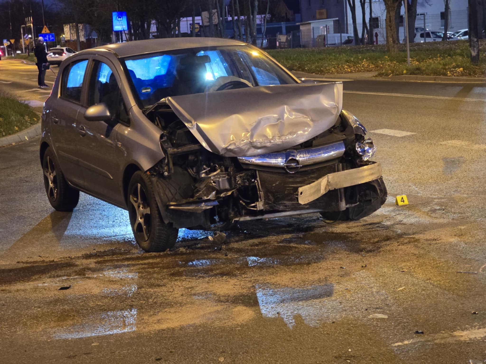 Kolejny Wypadek Na Tym Skrzy Owaniu Jedna Osoba W Szpitalu I