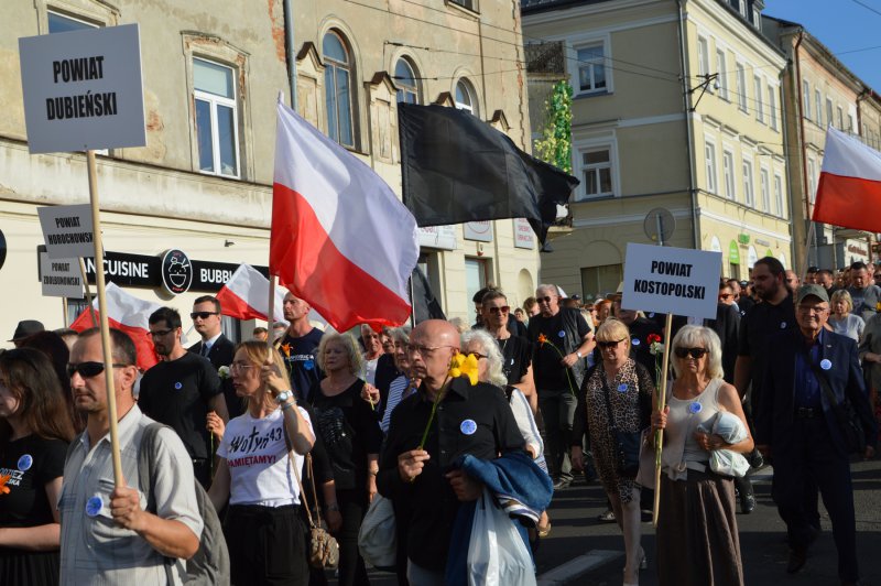 W ciszy ulicami Lublina przeszedł Lubelski Marsz Pamięci Rzezi