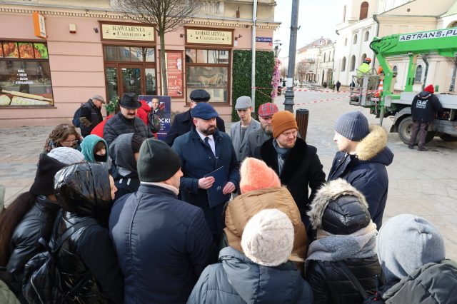 Poseł Bartłomiej Pejo interweniuje w sprawie lubelskich kamienic. Zamierza sprawdzić działalność nadzoru budowlanego (zdjęcia)